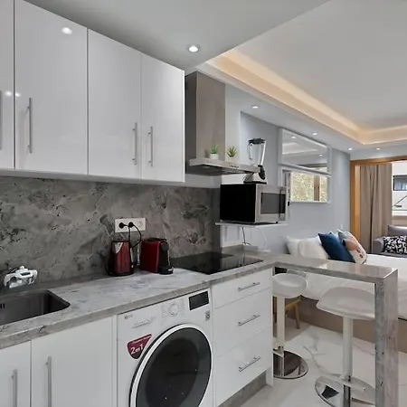 Moderno Estudio En Centro Y Cerca Del Mar - Marino Ii 111 * ماربيا