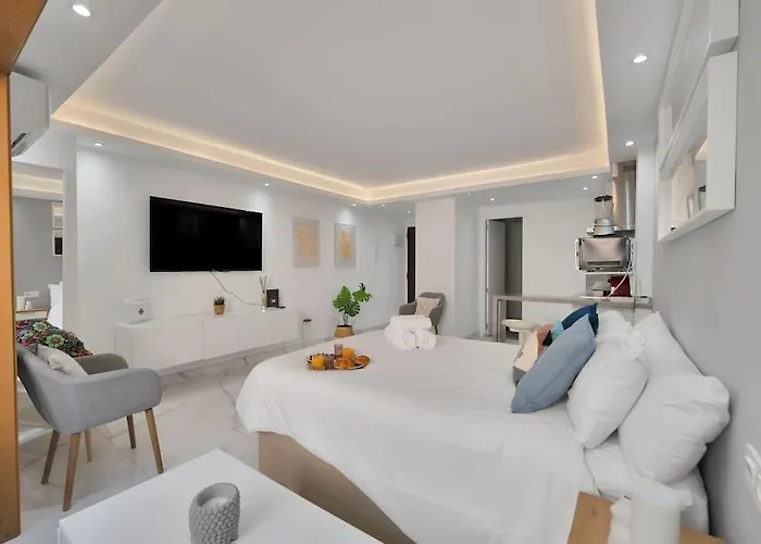 Moderno Estudio En Centro Y Cerca Del Mar - Marino Ii 111 Marbella