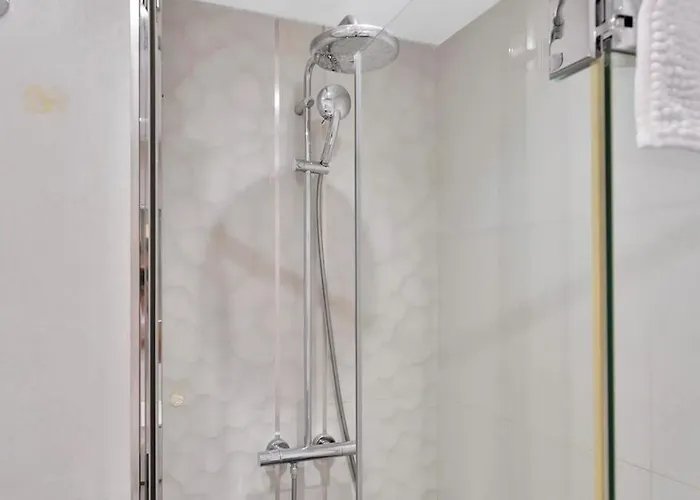 Moderno Estudio En Centro Y Cerca Del Mar - Marino Ii 111 * Marbella