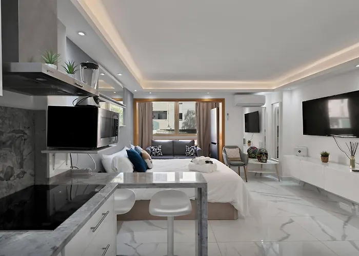 Moderno Estudio En Centro Y Cerca Del Mar - Marino Ii 111 * ماربيا
