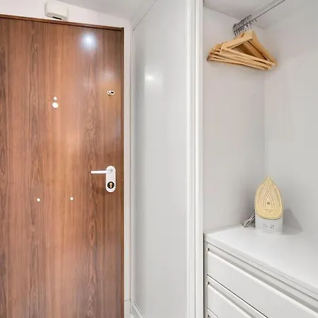 Moderno Estudio En Centro Y Cerca Del Mar - Marino Ii 111 Marbella