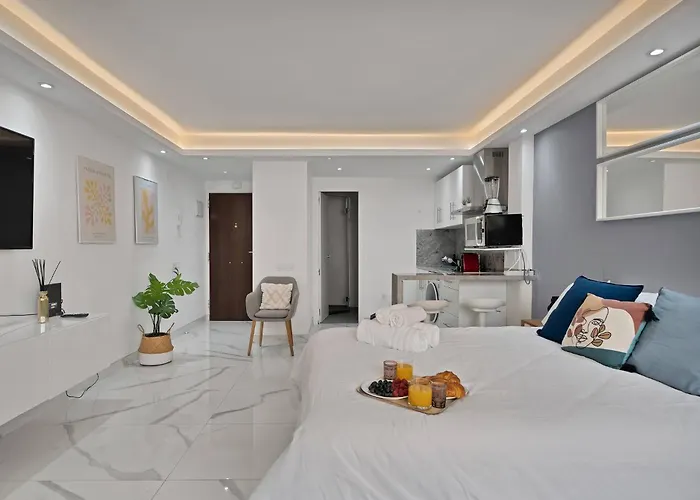 Moderno Estudio En Centro Y Cerca Del Mar - Marino Ii 111 * Marbella